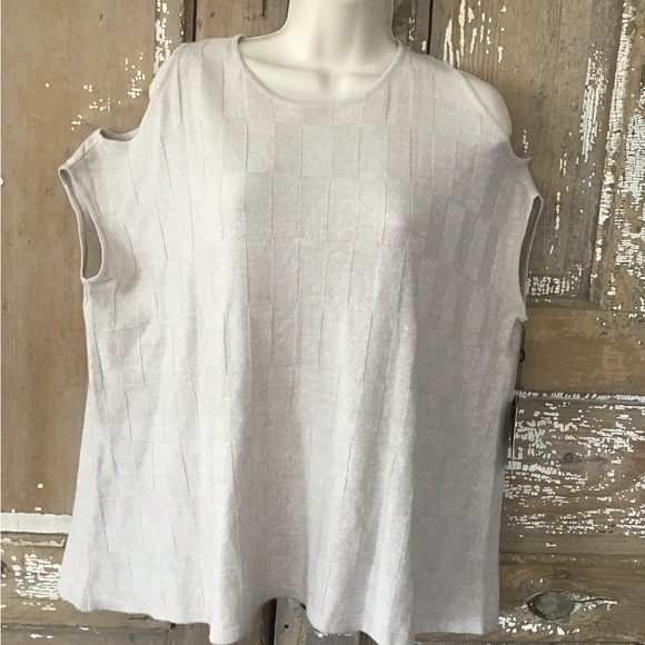 NWT $539 Barbara Mills Studio crop cold shoulder cashmere linen top one size - Picture 5 of 10